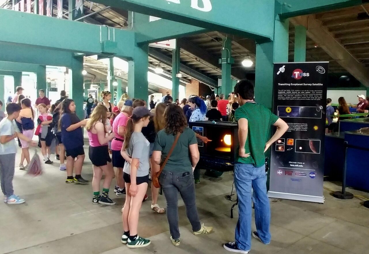 Two MIT graduate students show how a planet blocks a star