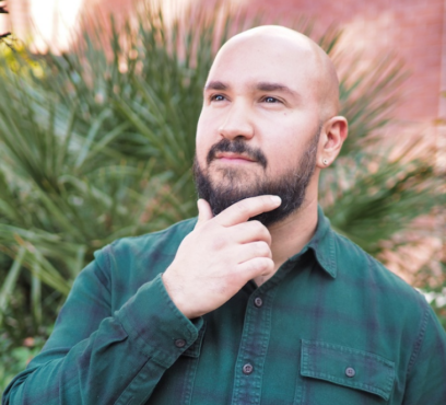 A photo of Carlos Vargas.